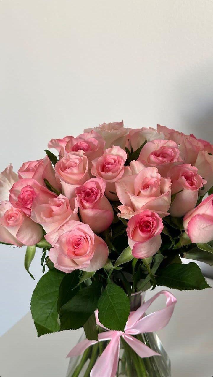 Secret Garden Delight: Lush Floral Escape
